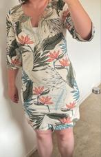 K Design Jurk met Bloemenprint, Maat 38/40 (M), Overige kleuren, Ophalen of Verzenden, Zo goed als nieuw