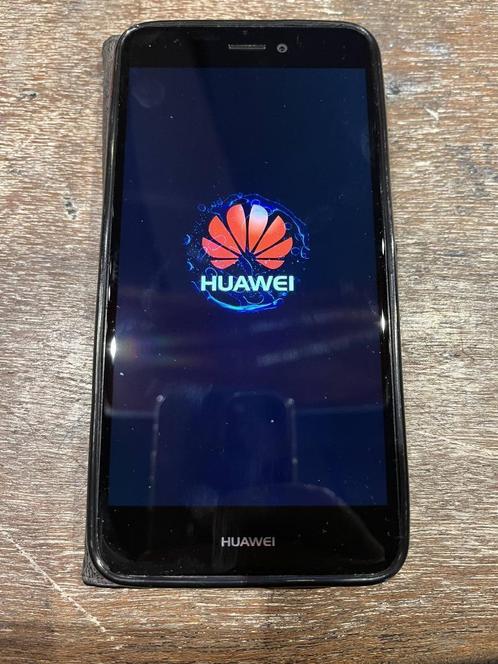 Huawei P8 Lite 2017, 16GB, Dual sim, Incl hoes, Telecommunicatie, Mobiele telefoons | Huawei, Zo goed als nieuw, Zonder abonnement