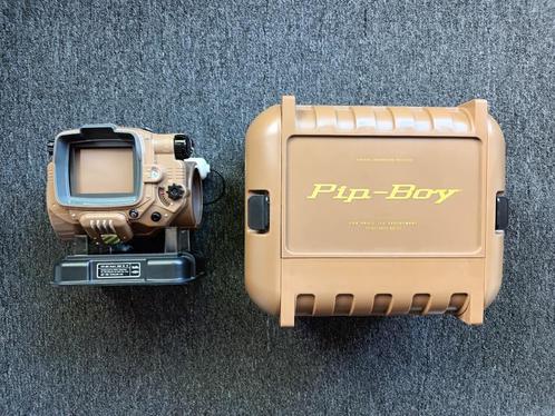 Fallout 4 Pip Boy, Spelcomputers en Games, Games | Pc, Gebruikt, Avontuur en Actie, 1 speler, Vanaf 18 jaar, Ophalen
