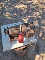 Elektromotor 380 volt tandwiel aangedreven, Doe-het-zelf en Verbouw, Motoren, Ophalen, Gebruikt, Elektromotor, Minder dan 1400 rpm