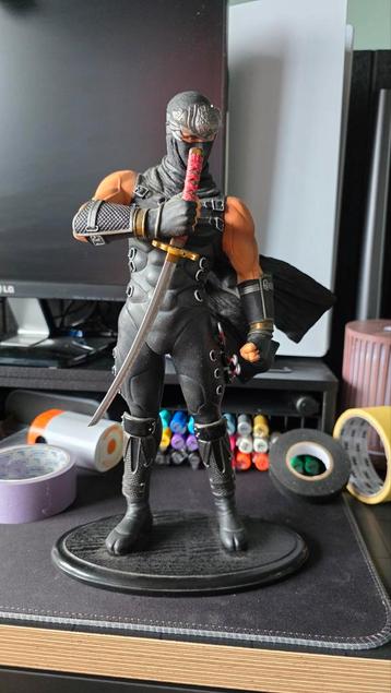 NINJA GAIDEN RYU HAYABUSA VINYL STATUE beschikbaar voor biedingen
