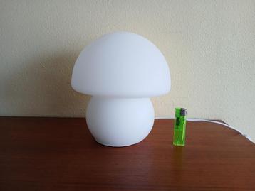 Mushroom Tafellamp Melkglas beschikbaar voor biedingen