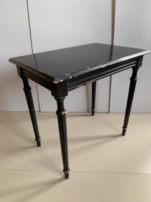 Vintage brocante sidetable, zwart, 60x40x56cm, Antiek en Kunst, Antiek | Meubels | Tafels, Ophalen
