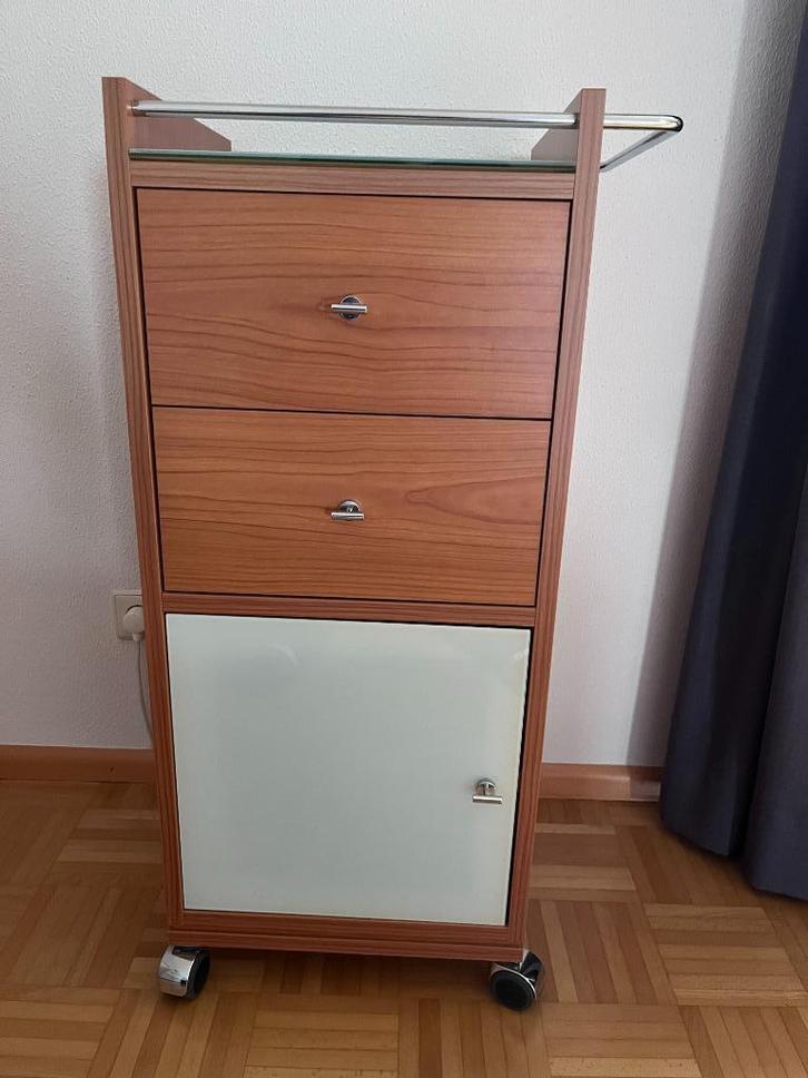 Duravit rolkast voor extra bergruimte in de badkamer, Huis en Inrichting, Badkamer | Badkamermeubels, Zo goed als nieuw, (Half)hoge kast