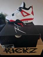 Jordan 4 retro red cement 44, Nieuw, Ophalen of Verzenden