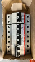 ABB installatie automaten C6 / C16 / C25/ C40 inc toebehoren, Watersport en Boten, Ophalen, Nieuw