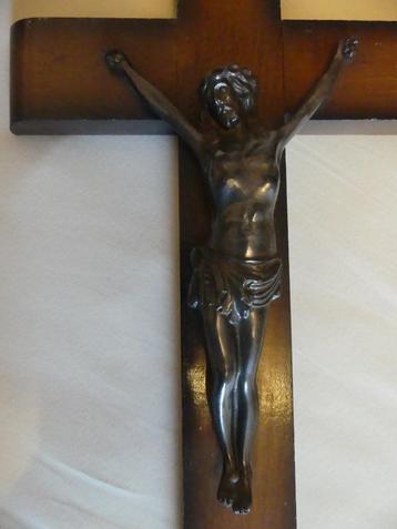 Jezus aan Kruis -  Art Deco beschikbaar voor biedingen