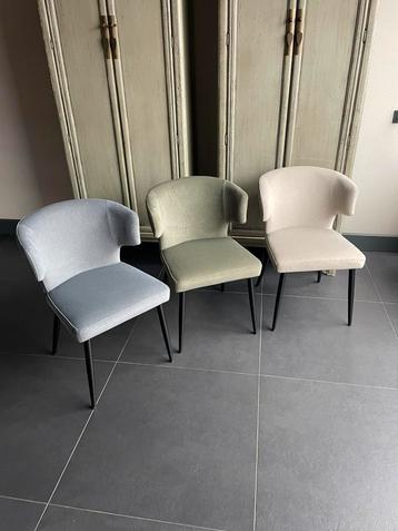 Eetkamerstoelen uit voorraad (4 kleuren) Nu 49,-!! beschikbaar voor biedingen