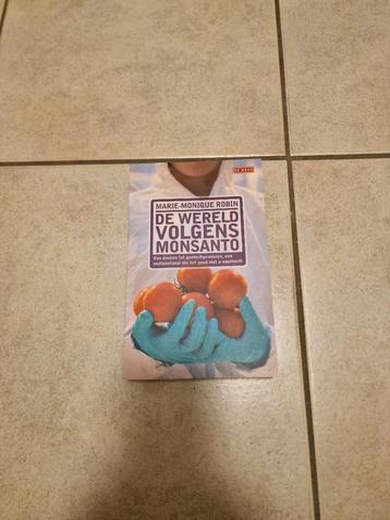 De wereld volgens Monsanto Boek en 5 DVD's beschikbaar voor biedingen