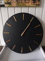 Mica Decorations Brixen wandklok klok zwart goud nieuw, Ophalen of Verzenden, Nieuw, Analoog, Wandklok
