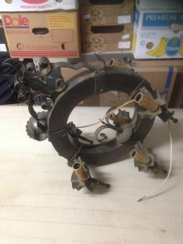 Lamp Karrewiel  Antieke karrewiel lamp  beschikbaar voor biedingen