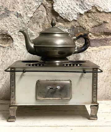 Brocante oud kinder speelgoed fornuisje beschikbaar voor biedingen