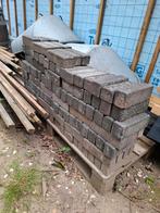 Ca 120 waaltjes gratis, Ophalen, Gebruikt, Beton, Klinkers
