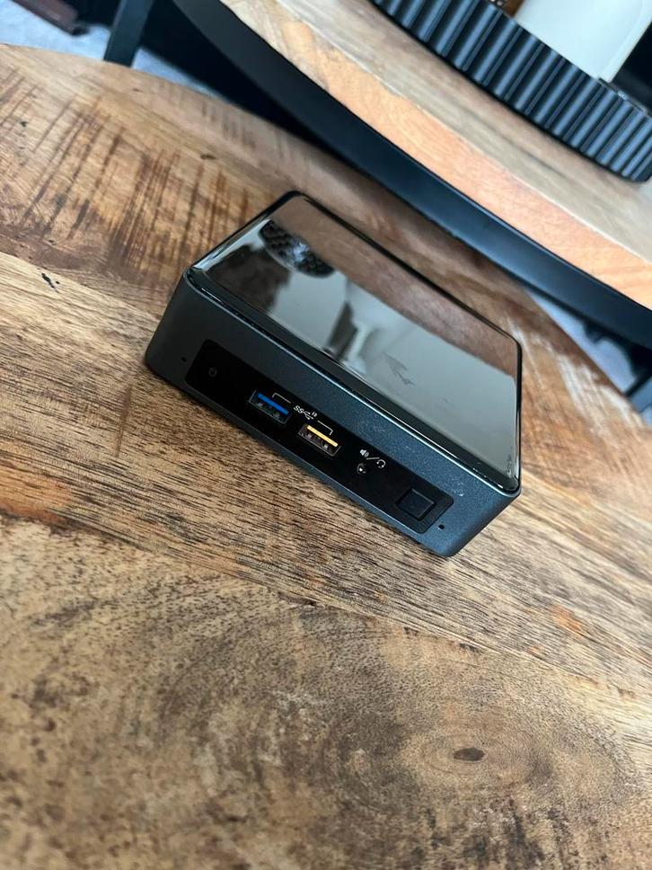Intel NUC8 Mini PC - Compacte krachtpatser!, Computers en Software, Desktop Pc's, Gebruikt, 2 tot 3 Ghz, SSD, 16 GB, Ophalen of Verzenden