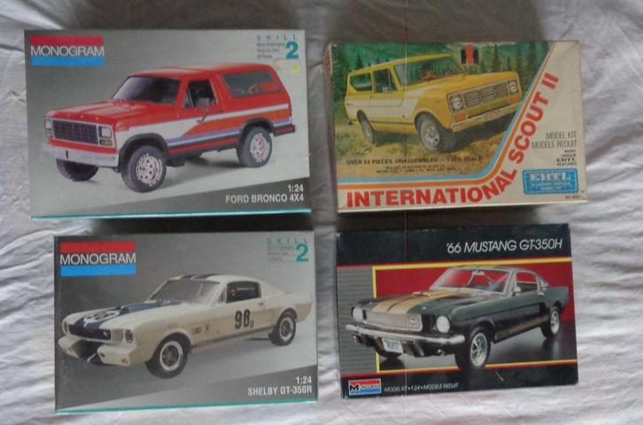 Ford Mustang / Bronco / '34 Coupe / Thunderbird bouwdoos, Hobby en Vrije tijd, Modelbouw | Auto's en Voertuigen, Nieuw, Auto, Groter dan 1:32