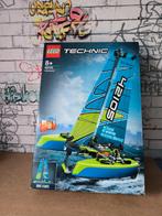 LEGO Technic Catamaran 42105 - Nieuw in doos, Ophalen of Verzenden, Nieuw, Complete set, Lego