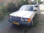Mercedes-Benz Mercedes 1985 Grijs, Auto's, Mercedes-Benz, Zwart, 4 cilinders, 132 pk, Elektrische buitenspiegels