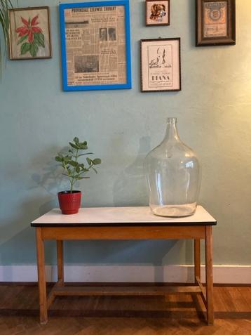 Schooltafel - plantentafel - bijzettafel beschikbaar voor biedingen