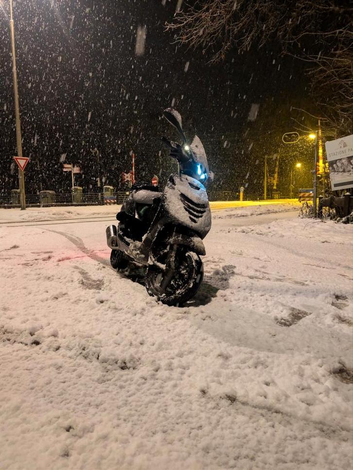 Zip 80cc full malossi, Fietsen en Brommers, Scooters | Piaggio, Zo goed als nieuw, Zip, Benzine, Ophalen of Verzenden