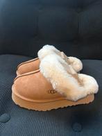 Uggs 36, Kleding | Dames, Schoenen, Beige, Nieuw, Sandalen of Muiltjes, Ophalen of Verzenden