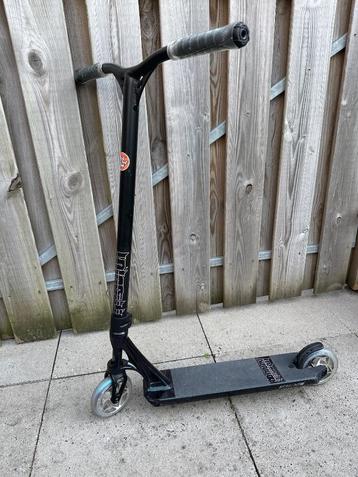 Blunt progidy S8 stuntstep beschikbaar voor biedingen