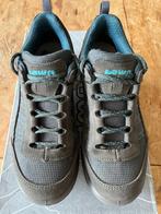 Lowa wandelschoenen, Ophalen, Zo goed als nieuw, Wandelstok