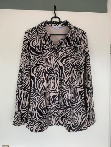 Label of elements blouse beschikbaar voor biedingen