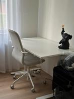 Ikea SKARSTA bureau & LANGFJALL bureaustoel, Huis en Inrichting, Bureaus, Ophalen, In hoogte verstelbaar, Gebruikt, Stabureau