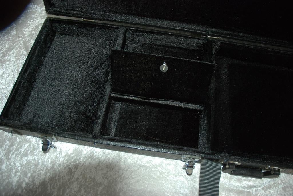 Hardcase voor elektrische gitaar zwart  <25251862>, Gebruikt, ., Ophalen of Verzenden, .