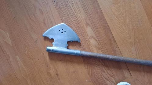 Middeleeuwse bijl (bot staal), Hobby en Vrije tijd, Kostuums, Theaterbenodigdheden en LARP, Zo goed als nieuw, Ophalen of Verzenden