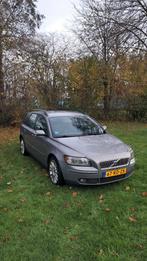 Volvo V50 2.4 140PK 2005 Momentum, Auto's, 74 €/maand, Zwart, 700 kg, Leder en Stof