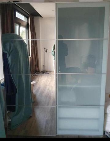 IKEA PAX kledingkast 150x58x201 spiegel schuifdueren beschikbaar voor biedingen