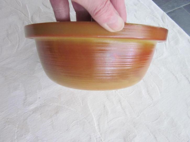 Arcopal France Volcan Amber Brown Opaline Glas D22 H9,5cm, Huis en Inrichting, Keuken | Potten en Pannen, Zo goed als nieuw, Overige typen