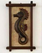 Zeepaardje wandhanger beeldje in lijst vintage, Ophalen of Verzenden, Huis en Inrichting