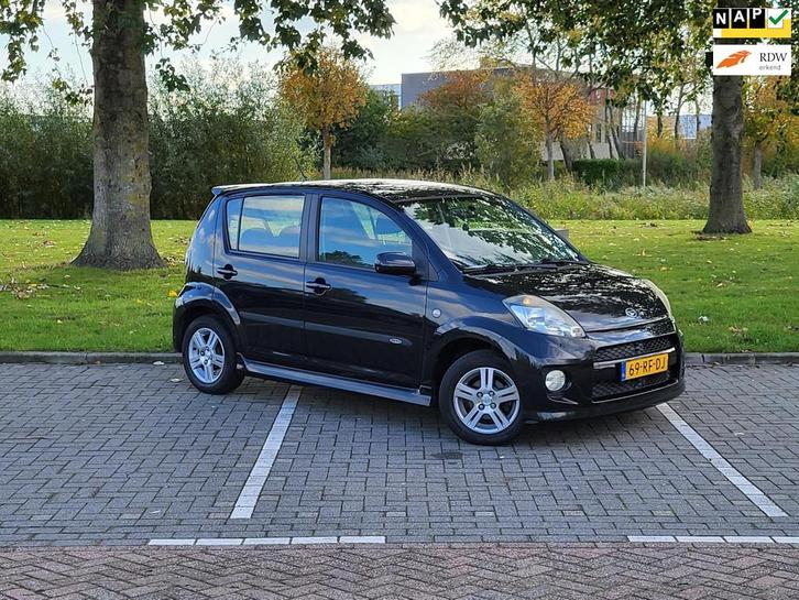Daihatsu Sirion 2 1.3-16V Comfort / Airco / Navi / Bluetooth, Auto's, Daihatsu, Bedrijf, Te koop, Sirion, ABS, Airbags, Airconditioning