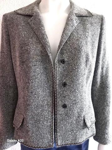 chique grijs blazer jasje van Quadrige - Antwerpen, maat 40 beschikbaar voor biedingen