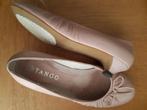 Leren schoenen Tango, mt 38, zachtrose, Tango, Ophalen of Verzenden, Roze, Sneakers of Gympen