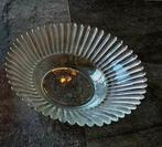 Brocante vintage schaal –  24 cm, Antiek en Kunst, Antiek | Schalen, Ophalen of Verzenden