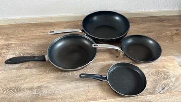 Complete Koekenpannenset (4 stuks) – Inclusief Wokpan beschikbaar voor biedingen