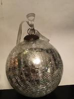 1 Héle grote zilveren craquelé kerstbal diameter ong 14 cm., Diversen, Kerst, Ophalen of Verzenden