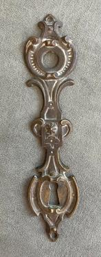 Antiek messing deurbeslag / slotplaat ongepoetst, Ophalen of Verzenden, Gebruikt, Koper of Messing, Slot