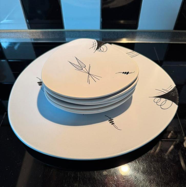 Vintage Flora Gouda gebakset Capri 1032 plateel gebakstel, Huis en Inrichting, Keuken | Servies, Zo goed als nieuw, Overige stijlen