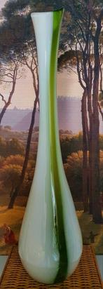 Mondgeblazen vaas erg groot glas wit groen met pontil 65 cm, Huis en Inrichting, Woonaccessoires | Vazen, Glas, Ophalen of Verzenden