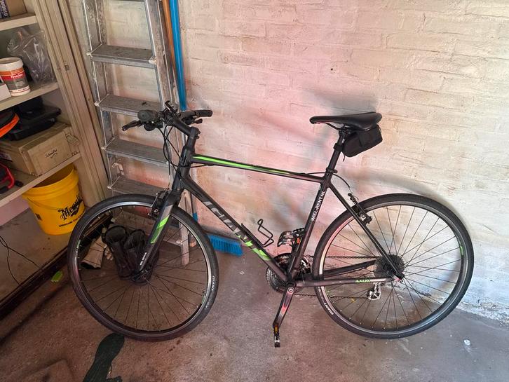 Giant Escape hybride fiets ( ren / mountainbike ), Fietsen en Brommers, Fietsen | Heren | Herenfietsen, Zo goed als nieuw, Giant