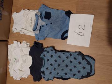 Jongensrompers maat 62 beschikbaar voor biedingen