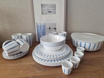 Uitgebreid mepal servies lavendel 4pers  beschikbaar voor biedingen