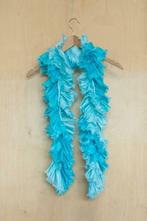 Vrolijke blauwe sjaal licht tot felblauw ruffles NIEUW, Nieuw, Ophalen of Verzenden, Sjaal, Maat 46/48 (XL) of groter
