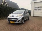 Peugeot 107 1.0 12V Millesim 200 Automaat/Airco 5 deurs, Auto's, Peugeot, 4 stoelen, 68 pk, Origineel Nederlands, Particulier