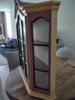 Vitrine kast met glazen deurtje en plankjes, Ophalen of Verzenden, Zo goed als nieuw