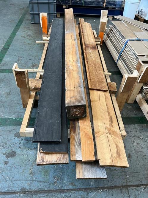 Douglas Rabatdelen en 15x15cm balken, Tuin en Terras, Palen, Balken en Planken, Gebruikt, Balken, 250 cm of meer, Ophalen